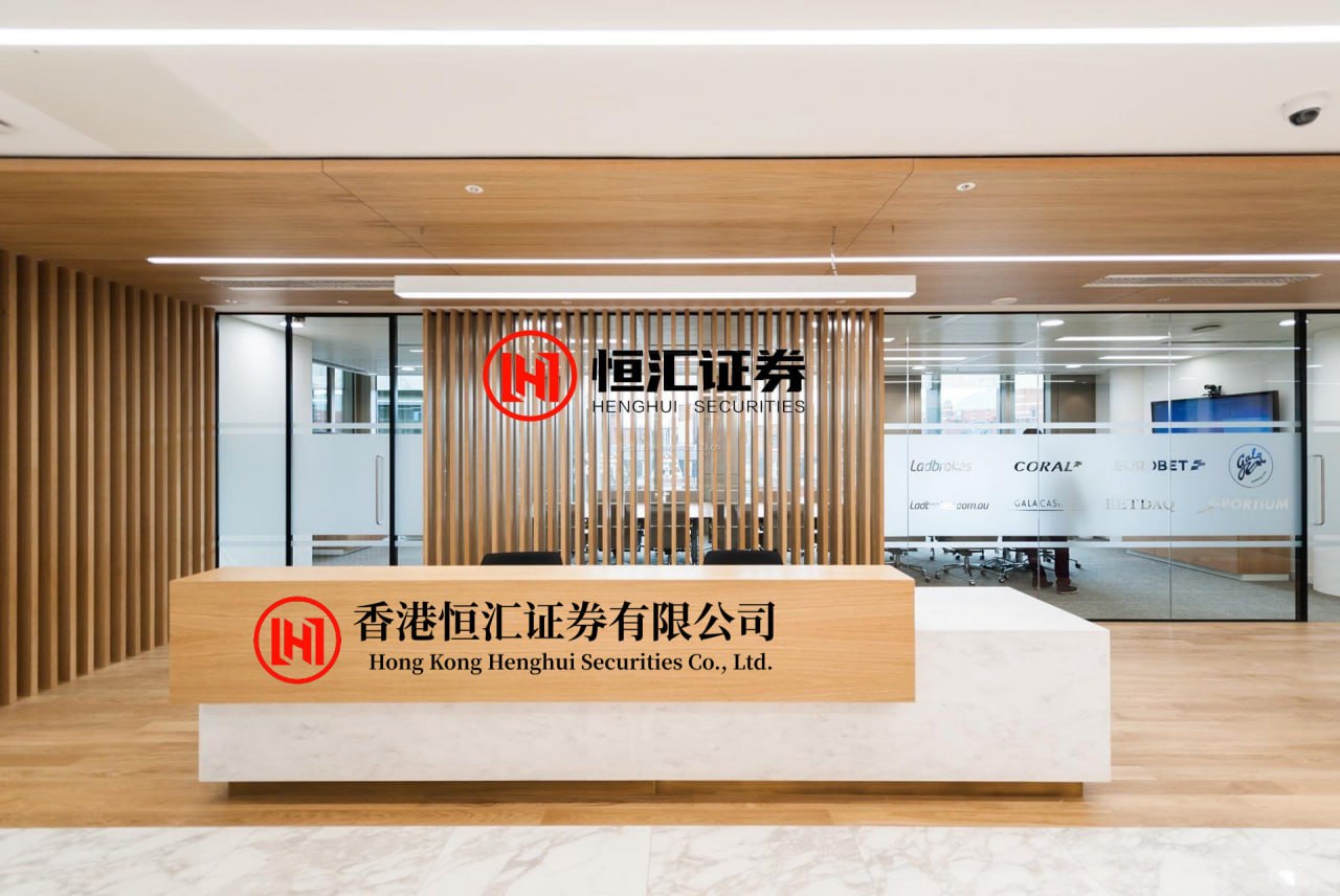 交易鑫优配 开学才2天，家委会就疯狂收钱买东西，家长提质疑，家委直接破防